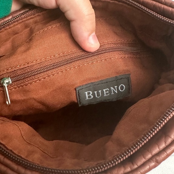 Bueno Women's Crossbody Vegan Leather EUC - Picture 8 of 10